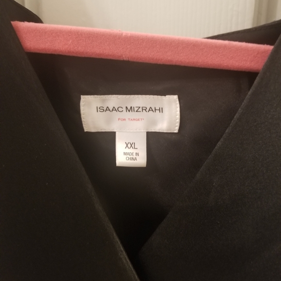 Sleeveless Blouse - Picture 2 of 3